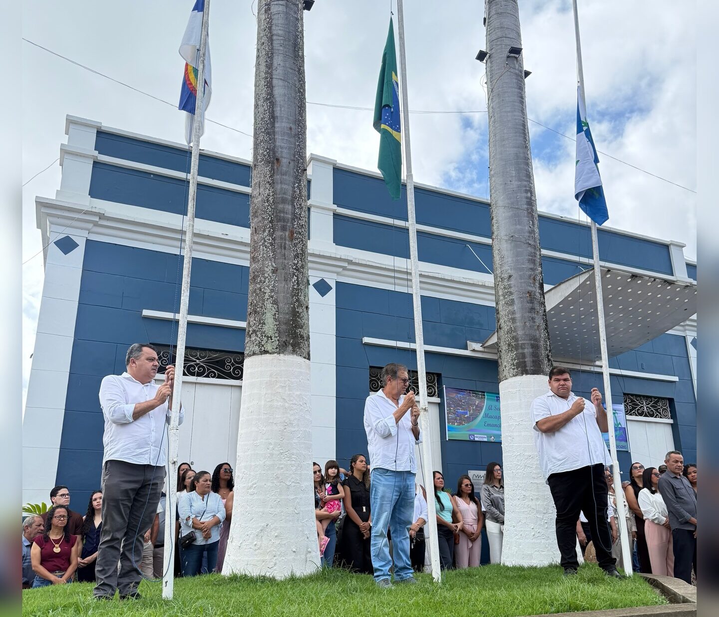 Hasteamento das bandeiras abre comemorações dos 95 anos de Macaparana